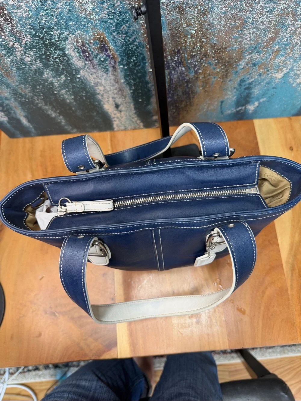 Coach Vintage 2005 Coastal Hampton Leather Tote Navy/White‎ Satchel (VGUC)